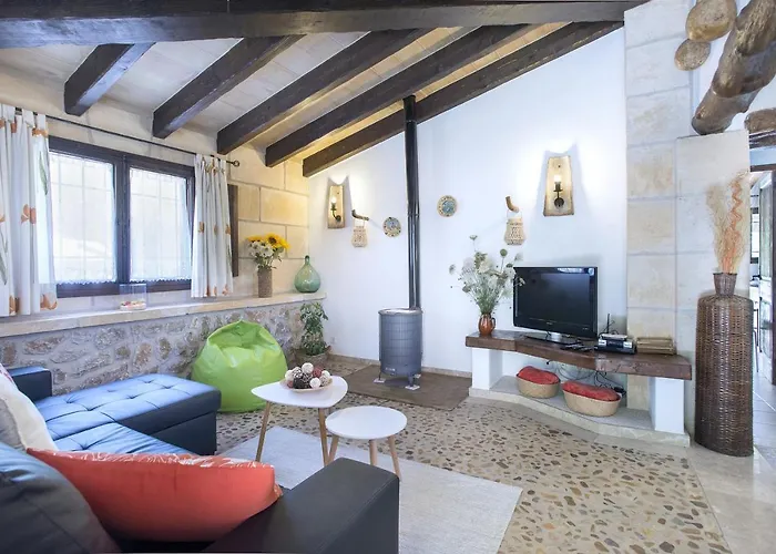 Owl Demana - Retreat In The Midst Of Nature