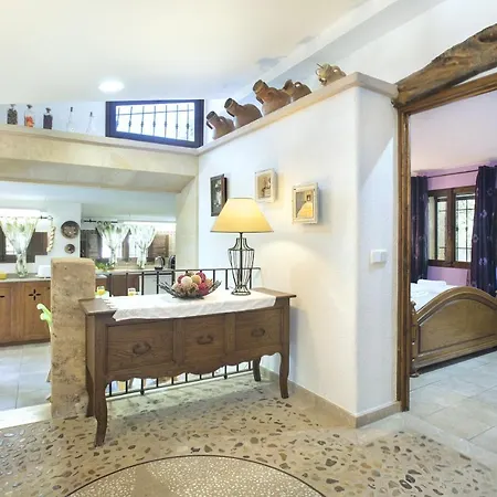 Owl Demana - Retreat In The Midst Of Nature * Pollença